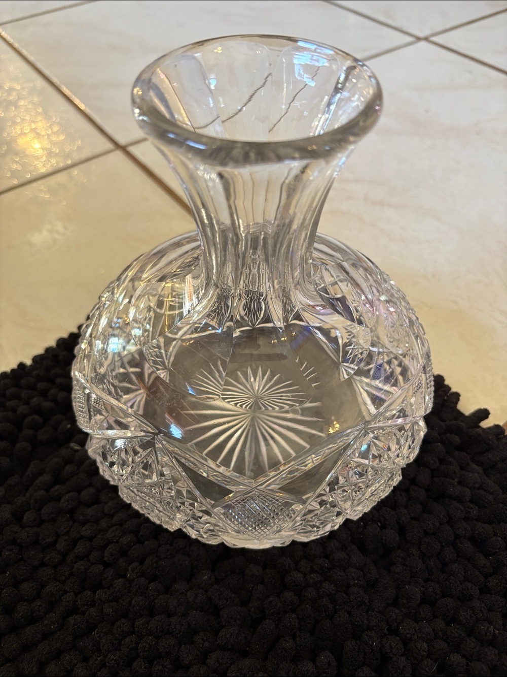 Clear Cut Glass wine decanter Elegant Crystal-Style Accent 18000